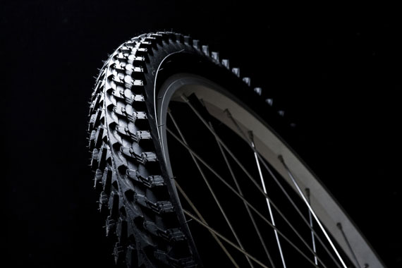 bicycle wheel and tire